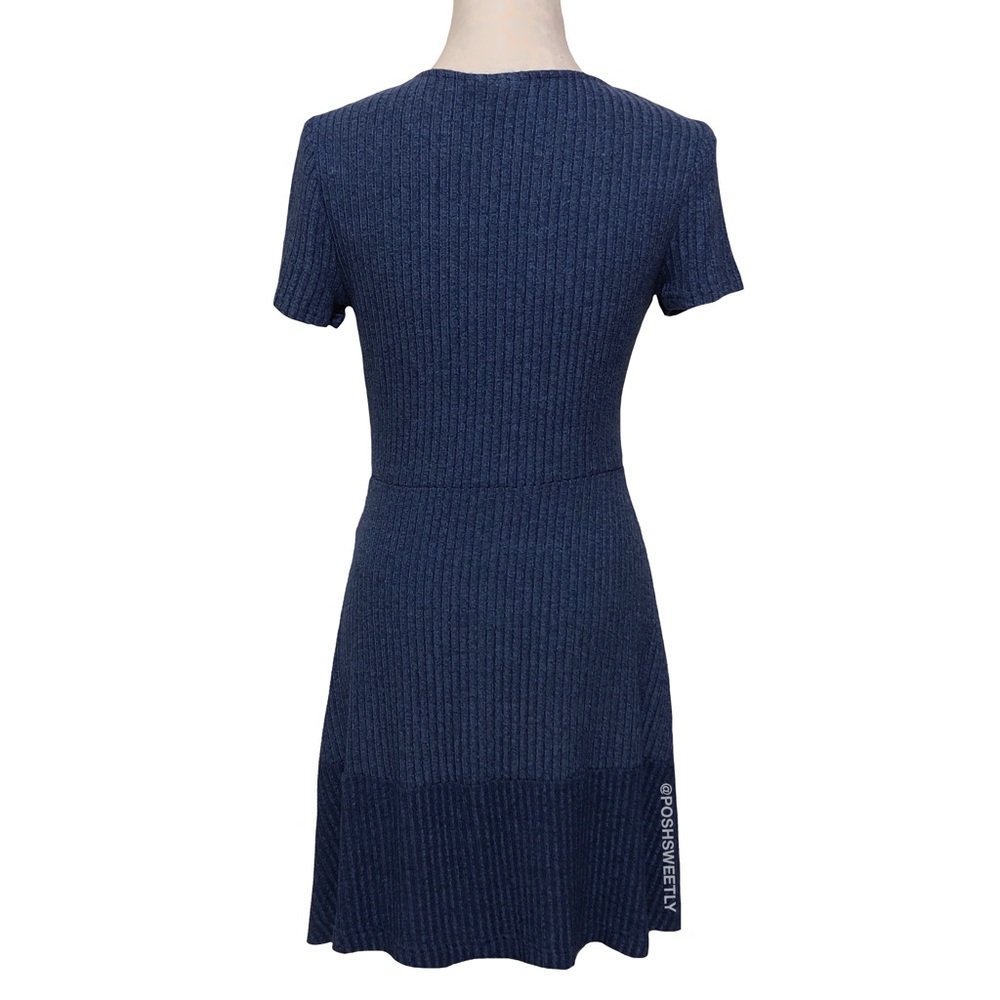 Ribbed Knit Sweater Dress - Picture 5 of 8